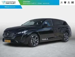 Zwart, metallic lak Nieuw 2025 Peugeot 308 Allure Stationwagen | € 40.990