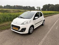Wit Gebruikt 2012 Peugeot 107 Active Hatchback | € 4.500 (Goede deal)