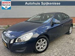 Blauw Gebruikt 2011 Volvo S60 Kinetic Sedan | € 10.450 (Eerlijke prijs)