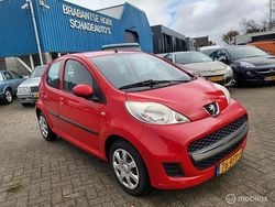 Rood Gebruikt 2011 Peugeot 107 Hatchback | € 3.650 (Super prijs)
