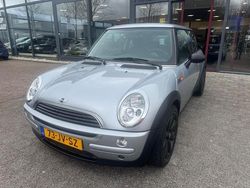 Grijs Gebruikt 2002 Mini ONE Salt Hatchback | € 1.995 (Eerlijke prijs)