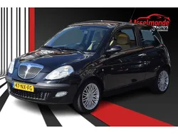 Zwart Gebruikt 2004 Lancia Ypsilon Hatchback | € 2.440