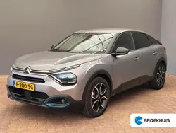 Grijs Gebruikt 2022 Citroën e-C4 Shine SUV | € 17.095 (Eerlijke prijs)