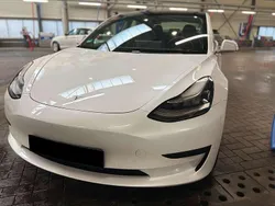 Wit Gebruikt 2020 Tesla Model 3 RWD Sedan | € 19.800 (Goede deal)