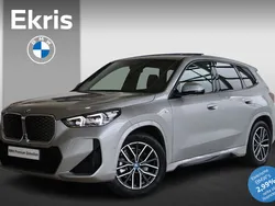 Grijs Gebruikt 2024 BMW iX1 M Sport SUV | € 44.950 (Eerlijke prijs)