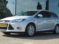 Grijs, metallic lak Gebruikt 2013 Ford Focus Titanium Stationwagen | € 8.900 (Eerlijke prijs)