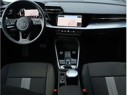 Zwart Gebruikt 2020 Audi A3 Sportback S-Line Hatchback | € 23.995 (Goede deal)