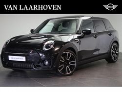 Midnight black ii (donker zwart metallic) Gebruikt 2022 Mini Cooper S Clubman Stationwagen | € 29.450 (Eerlijke prijs)