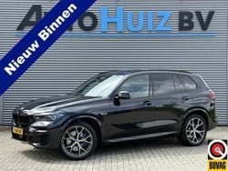 Zwart Gebruikt 2022 BMW X5 Executive SUV | € 65.990 (Eerlijke prijs)