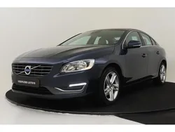 Blauw Gebruikt 2015 Volvo S60 Summum Sedan | € 14.890 (Eerlijke prijs)