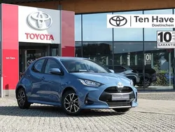 Blauw Gebruikt 2022 Toyota Yaris Hatchback | € 20.300 (Eerlijke prijs)
