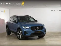 Blauw Gebruikt 2024 Volvo XC40 Plus SUV | € 44.840 (Eerlijke prijs)