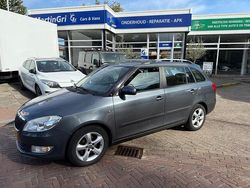 Grijs Gebruikt 2010 Skoda Fabia GreenLine Stationwagen | € 1.995 (Goede deal)