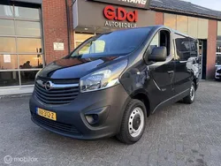 Zwart Gebruikt 2016 Opel Vivaro Edition Van | € 6.950