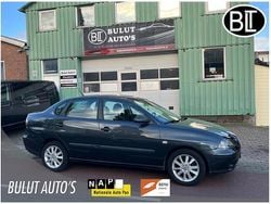 Grijs Gebruikt 2009 Seat Cordoba Sedan | € 1.850 (Eerlijke prijs)