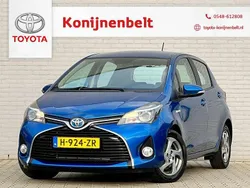 Blauw Gebruikt 2014 Toyota Yaris Hybrid Hatchback | € 10.995