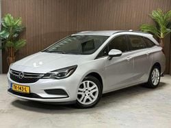 Grijs Gebruikt 2018 Opel Astra Stationwagen | € 5.999 (Eerlijke prijs)