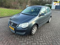 Blauw Gebruikt 2006 VW Polo Comfortline Hatchback | € 1.999 (Eerlijke prijs)