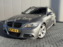 Grijs Gebruikt 2009 BMW 330 M Sport Stationwagen | € 19.999