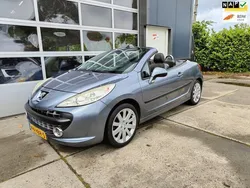 Grijs Gebruikt 2008 Peugeot 207 CC Cabriolet | € 1.750 (Super prijs)