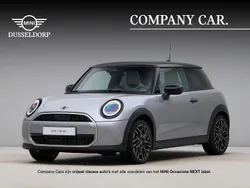 Grijs Gebruikt 2025 Mini Cooper Favoured Hatchback | € 43.782
