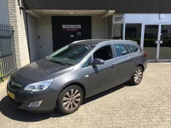 Grijs Gebruikt 2012 Opel Astra Edition Stationwagen | € 2.499 (Super prijs)