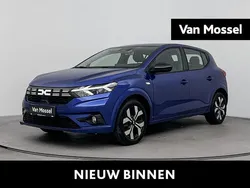 Blauw Gebruikt 2025 Dacia Sandero Journey Hatchback | € 23.740 (Iets duurder)