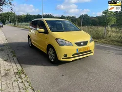 Geel Gebruikt 2015 Seat Mii CONNECT Hatchback | € 4.750 (Eerlijke prijs)