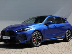Blauw Nieuw 2024 BMW 120 Executive Hatchback | € 60.668 (Duur)