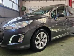 Grijs Gebruikt 2012 Peugeot 308 Active Hatchback | € 4.650 (Eerlijke prijs)