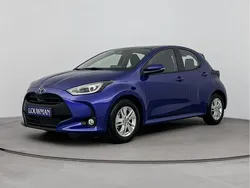 Blauw, metallic lak Nieuw 2025 Toyota Yaris Active Hatchback | € 29.239 (Eerlijke prijs)