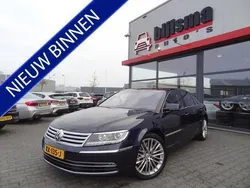 Blauw, metallic lak Gebruikt 2015 VW Phaeton Sedan | € 27.945