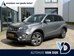 Grijs Gebruikt 2022 Suzuki Vitara Style SUV | € 25.850 (Eerlijke prijs)