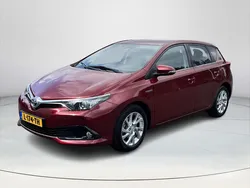 Gebruikt 2017 Toyota Auris Hybrid | € 16.945 (Eerlijke prijs)
