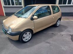Geel Gebruikt 2003 Renault Twingo Hatchback | € 1.199 (Eerlijke prijs)