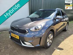 Grijs Gebruikt 2018 Kia Niro SUV | € 15.390 (Eerlijke prijs)