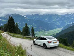 Wit Gebruikt 2022 Tesla Model 3 Long Range Sedan | € 29.999