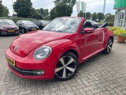 Rood Gebruikt 2014 VW Beetle Sportline Cabriolet | € 16.950 (Eerlijke prijs)