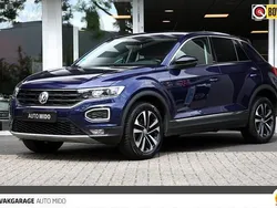 Blauw Gebruikt 2020 VW T-Roc United SUV | € 27.950 (Eerlijke prijs)