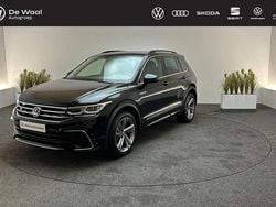 Deep black Gebruikt 2022 VW Tiguan Business+ SUV | € 35.895 (Eerlijke prijs)