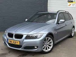 Blauw Gebruikt 2009 BMW 318 Comfort Edition Stationwagen | € 3.595 (Eerlijke prijs)