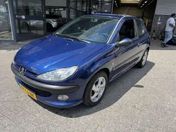 Blauw Gebruikt 2003 Peugeot 206 Hatchback | € 740 (Goede deal)