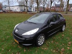 Zwart (metallic) Gebruikt 2006 Peugeot 207 Hatchback | € 1.195 (Goede deal)