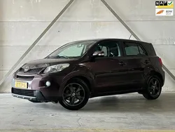 Paars, metallic lak Gebruikt 2009 Toyota Urban Cruiser SUV | € 7.295 (Eerlijke prijs)