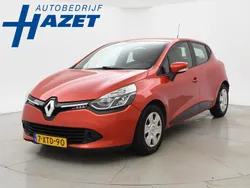 Rood Gebruikt 2014 Renault Clio IV Expression Hatchback | € 3.900 (Eerlijke prijs)