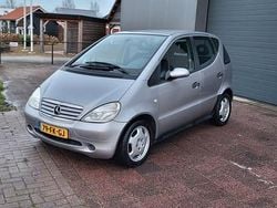 Grijs Gebruikt 2000 Mercedes A160 Classic Stationwagen | € 1.625 (Eerlijke prijs)