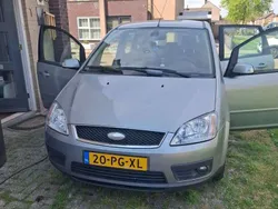 Grijs Gebruikt 2004 Ford C-MAX Ghia MPV | € 2.000 (Eerlijke prijs)