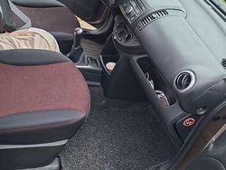 Bruin Gebruikt 2008 Nissan Note Acenta MPV | € 1.500 (Eerlijke prijs)