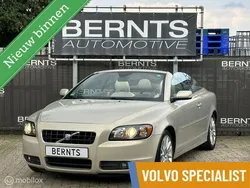 Beige, metallic lak Gebruikt 2007 Volvo C70 Momentum Cabriolet | € 6.950 (Eerlijke prijs)