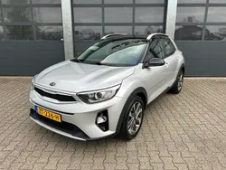 Grijs Gebruikt 2019 Kia Stonic SUV | € 15.830 (Eerlijke prijs)